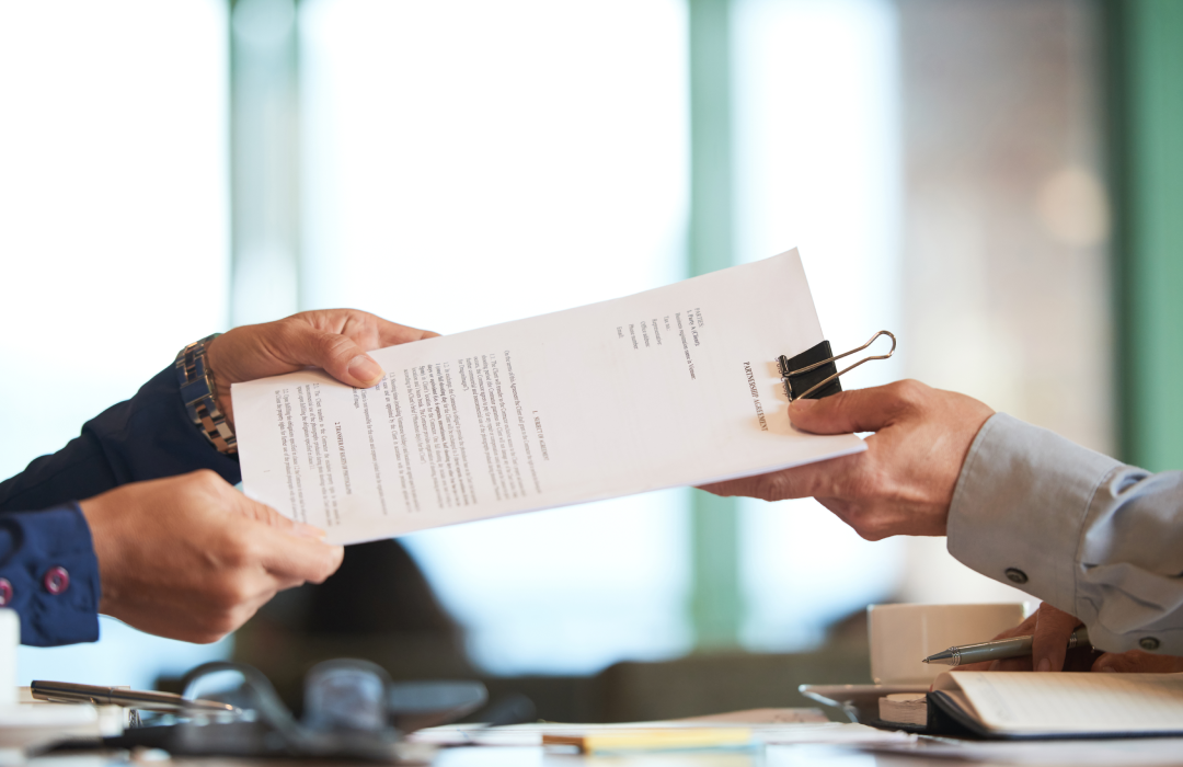 Preparation and analysis of commercial contracts Ajurists com